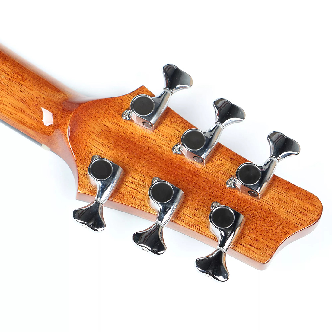 2101 3 High-End Acoustic Guitars