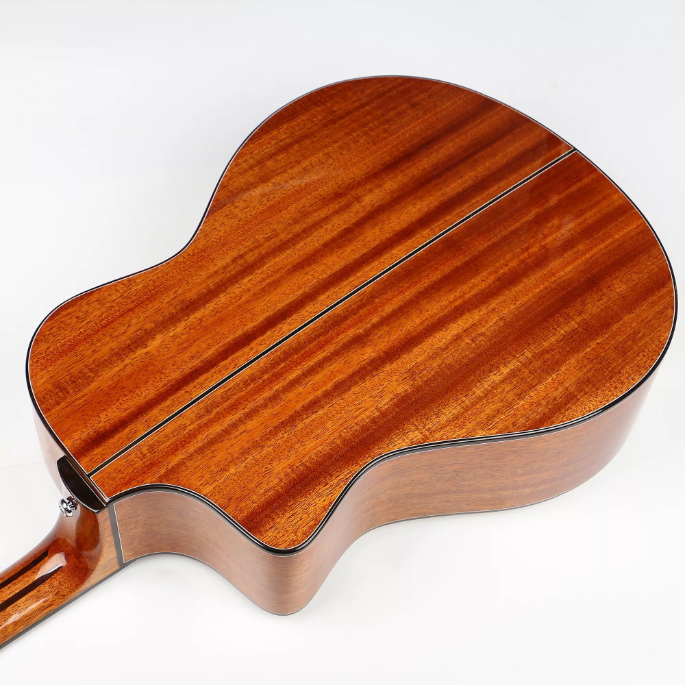 High-End Acoustic Guitars